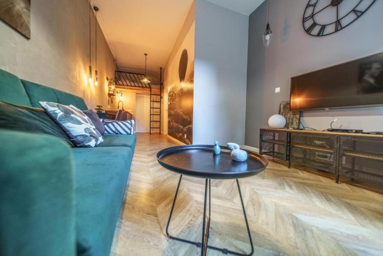 Cozy And Bright - Golden Apartments - Z14-1A วอร์ซอ ภายนอก รูปภาพ
